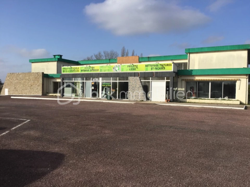 Immeuble de 1 587 m²