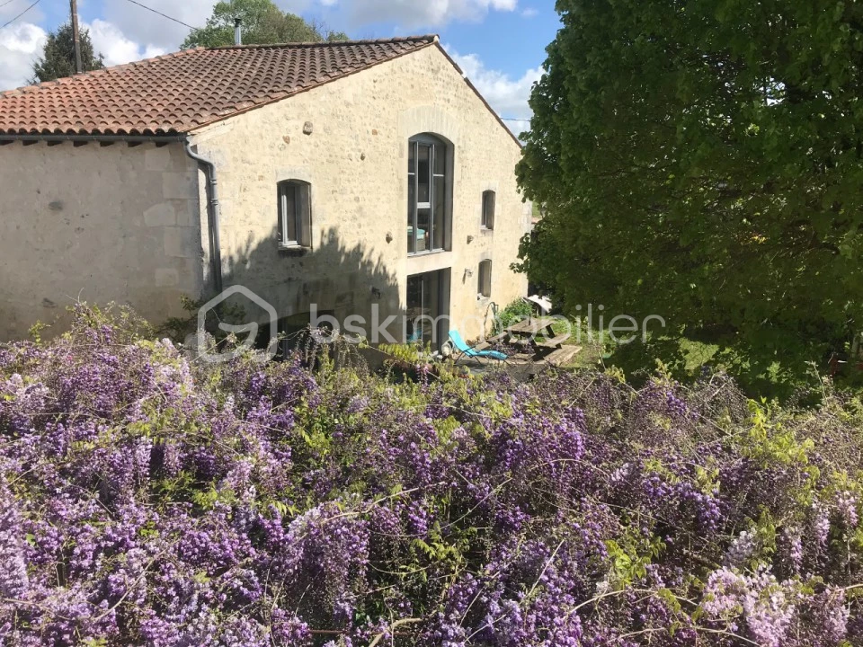 Immeuble de 600 m²
